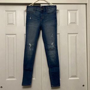 Size 7 Hollister Mid rise skinny jeans